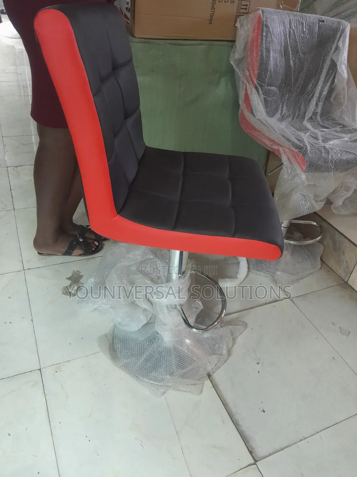 Executive Adjustable Bar Stool Brand New