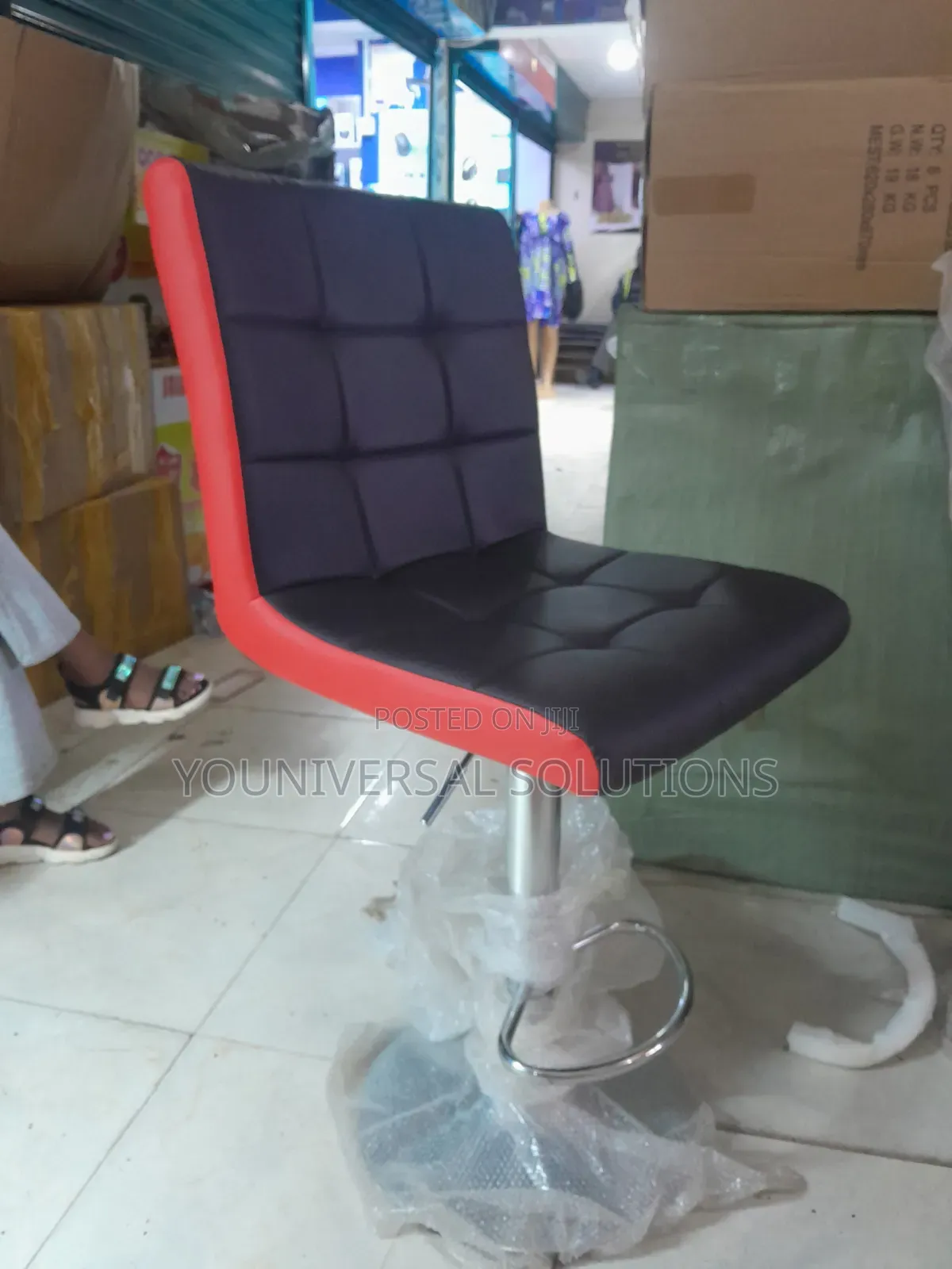 Executive Adjustable Bar Stool Brand New