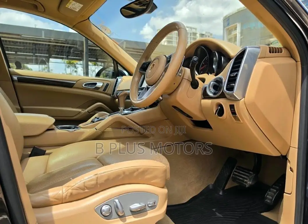 Porsche Cayenne 2015 Black