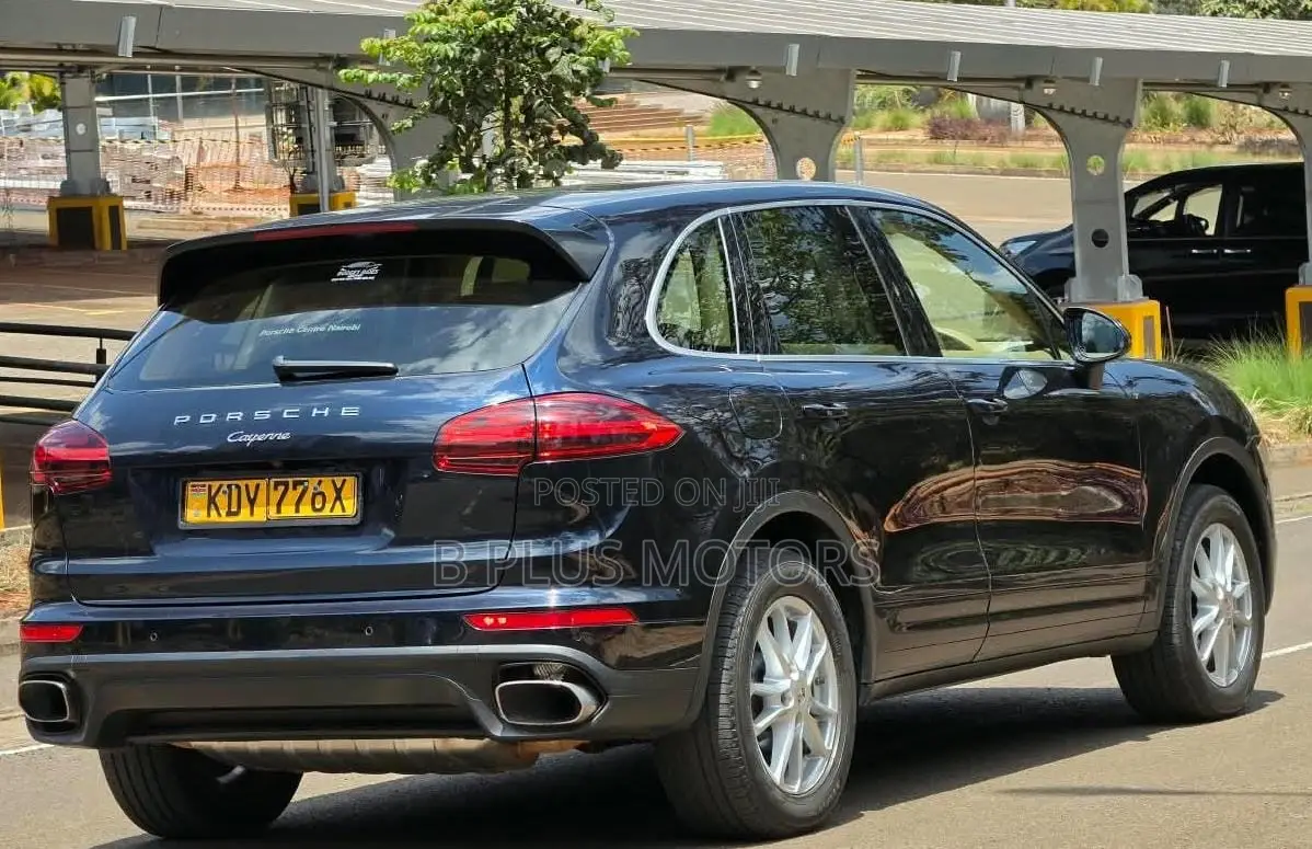 Porsche Cayenne 2015 Black