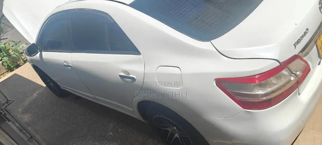 Toyota Premio 1.8 FWD 2012 White