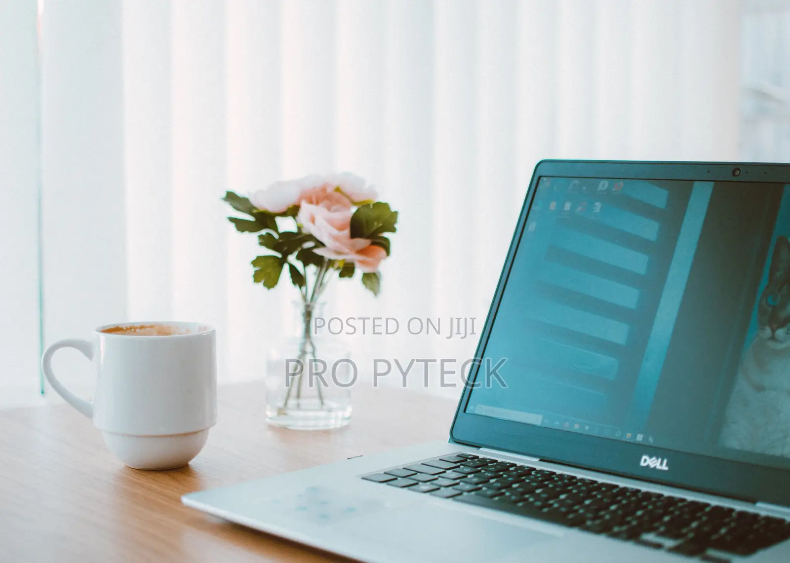 Laptop Dell Latitude 5300 8GB Intel Core i7 SSD 256GB