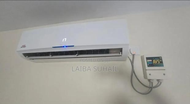 VON 18K BTU Split AC + Remote, Sollatek, Brackets Pipes - main view
