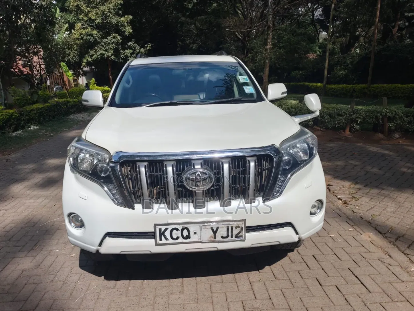 Toyota Land Cruiser Prado 2014 White