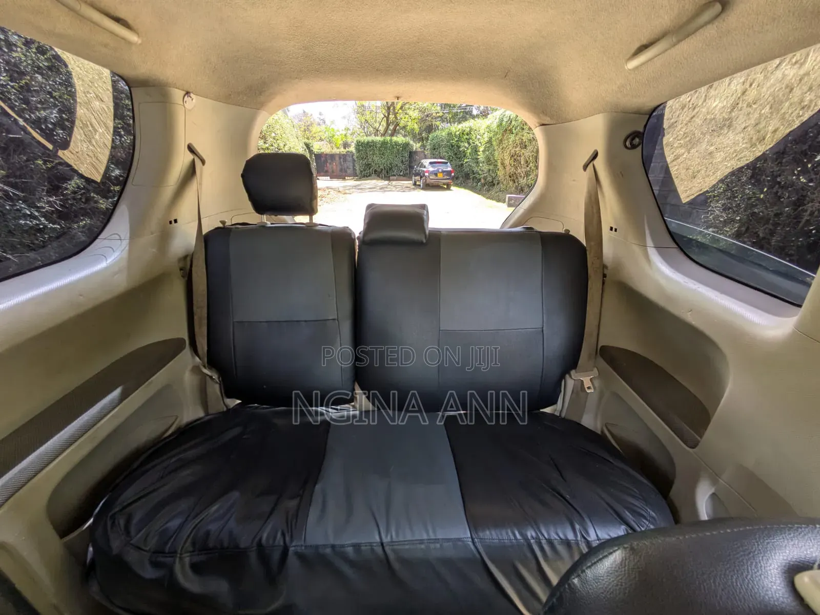 Toyota Porte 2011 White