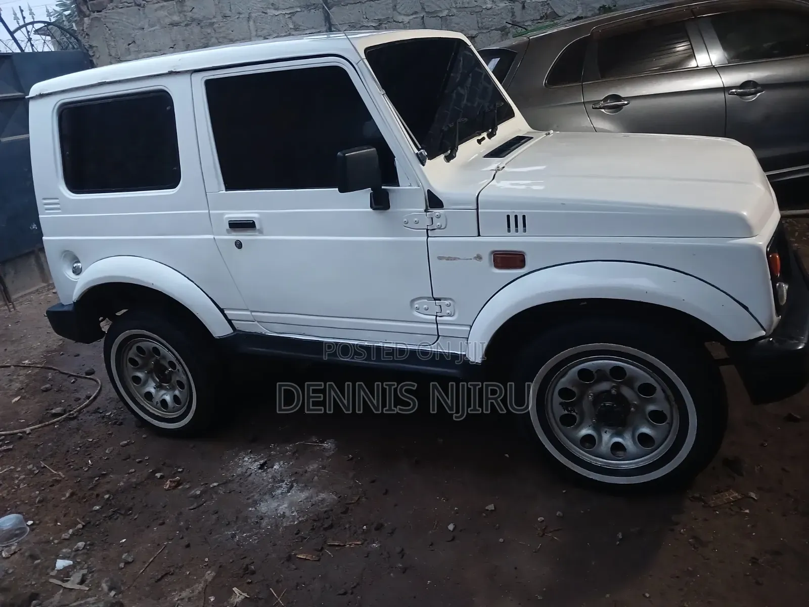 Suzuki Samurai 1996 White