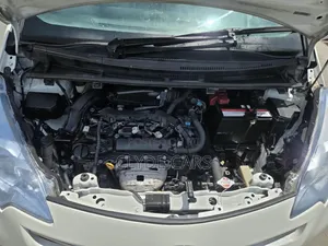 Toyota Ractis 2013 White