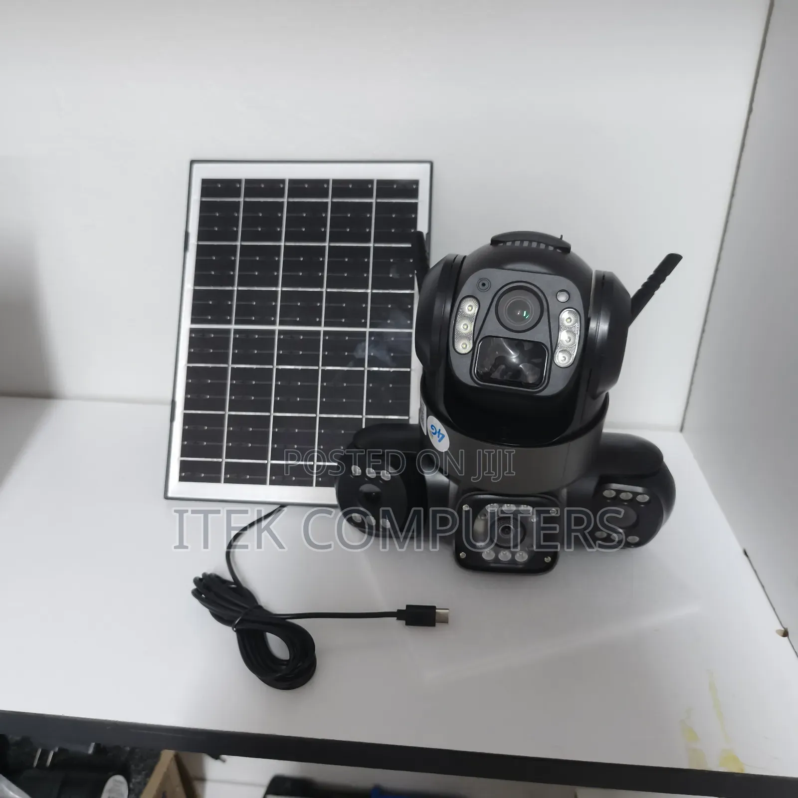 4G Solar Triple Lens Security Camera for Gates and Parking Areas