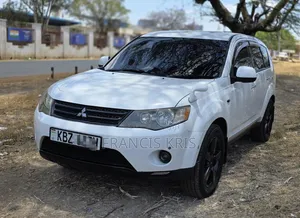 Mitsubishi Outlander 2007 White
