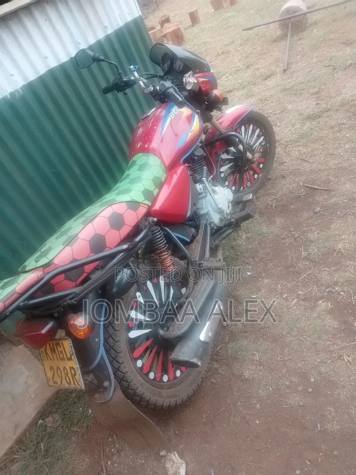 Bajaj Boxer 125 2024 Red