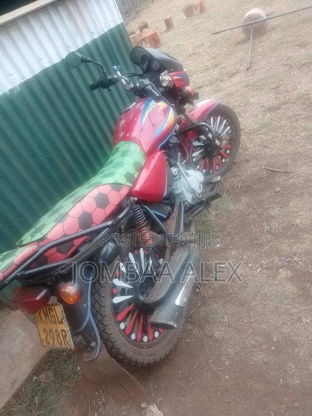 Bajaj Boxer 125 2024 Red - thumbnail 4