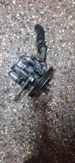 Townace Old Model 3c Engine Power Steering Pump