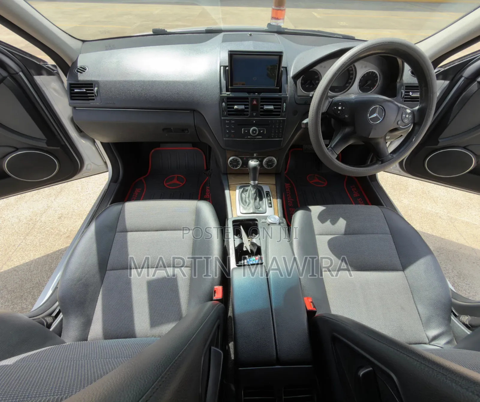 Mercedes-Benz C200 2009 Silver