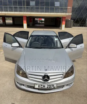Mercedes-Benz C200 2009 Silver
