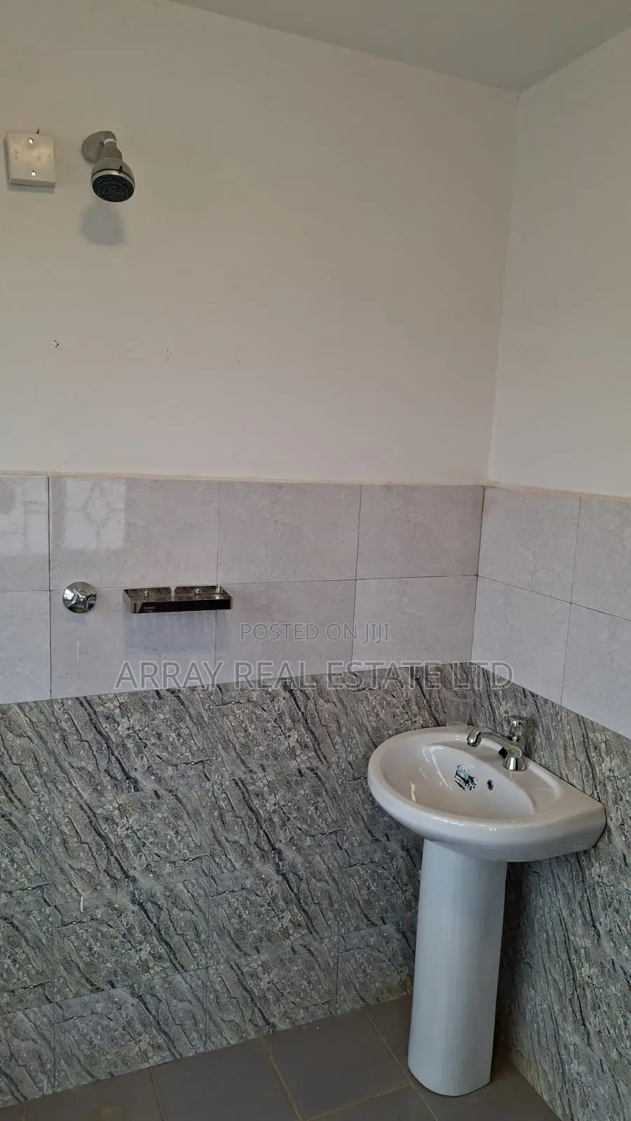 3bdrm House in Karai for sale