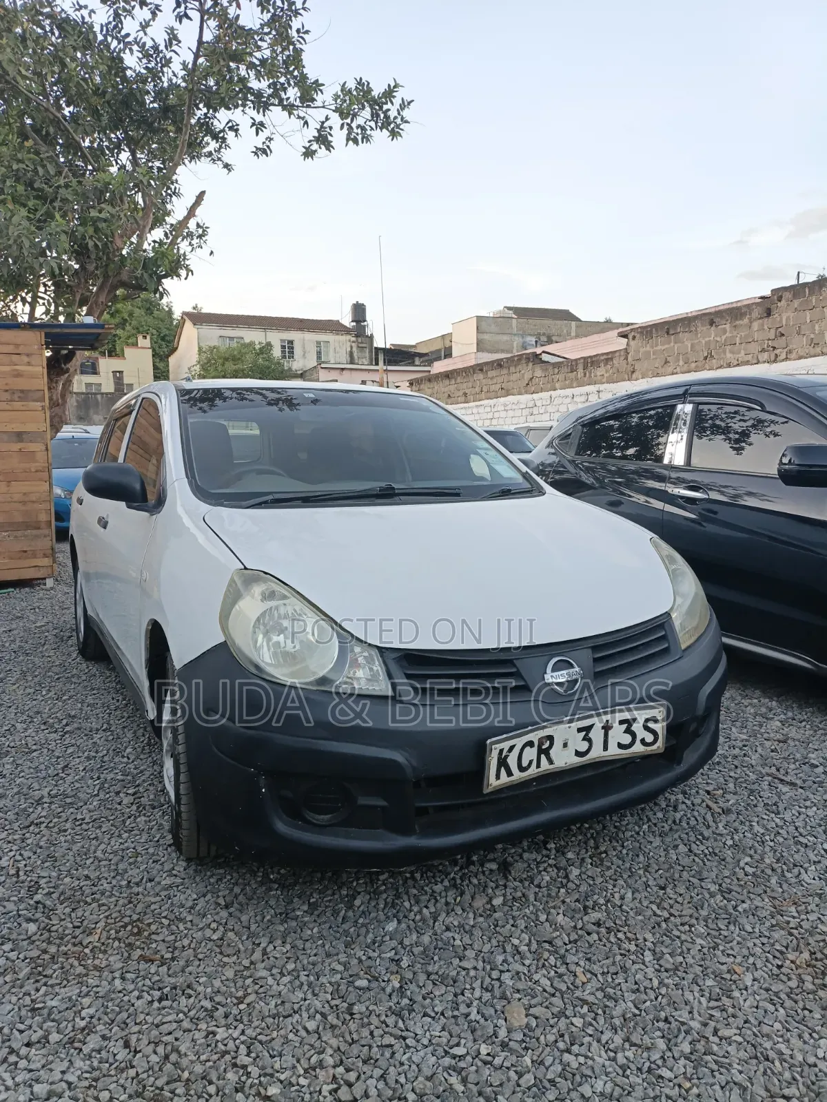 Nissan Advan 2011 White