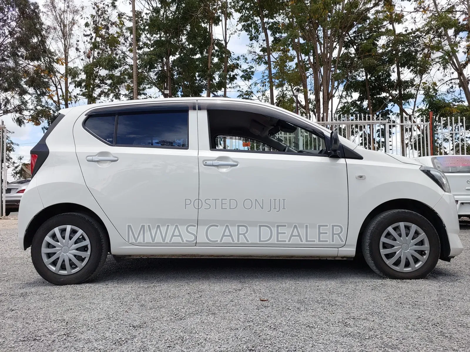 Daihatsu Mira 2019 White