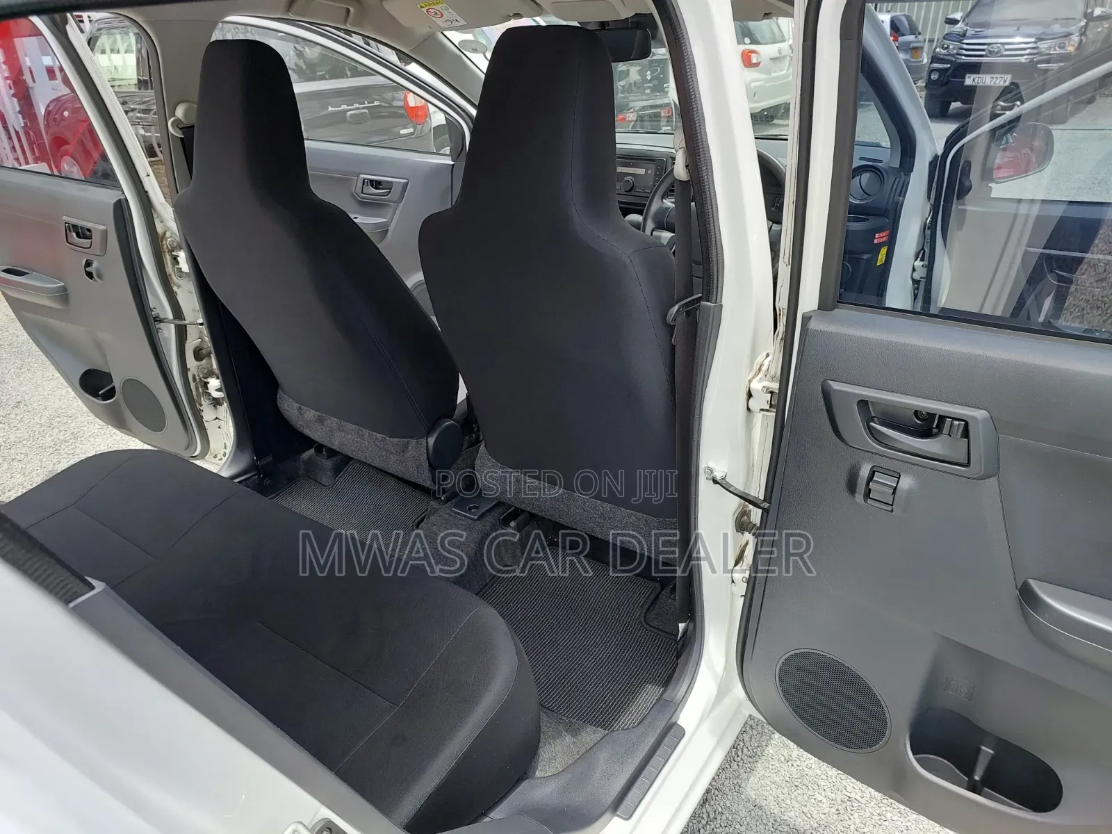 Daihatsu Mira 2019 White