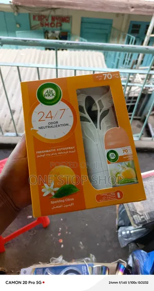 Automatic Air Wick Releases Fragrance at Regular Time Interval