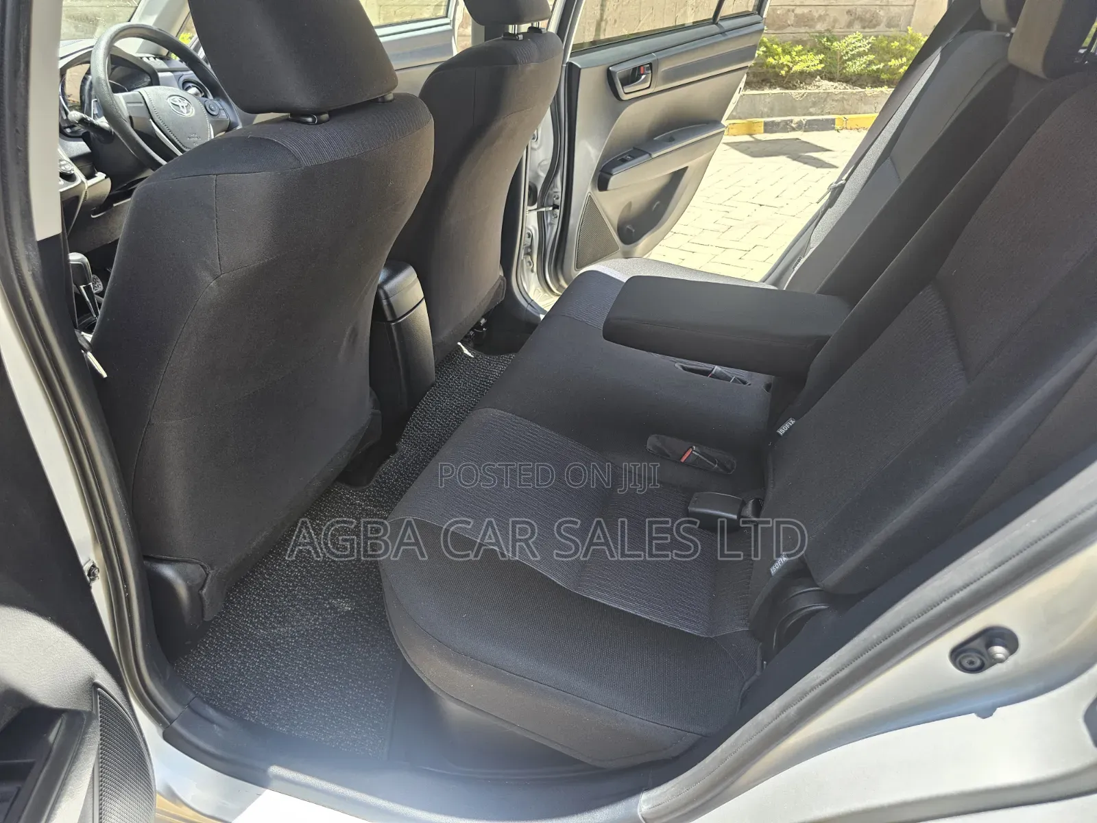 Toyota Corolla Fielder 2019 Silver