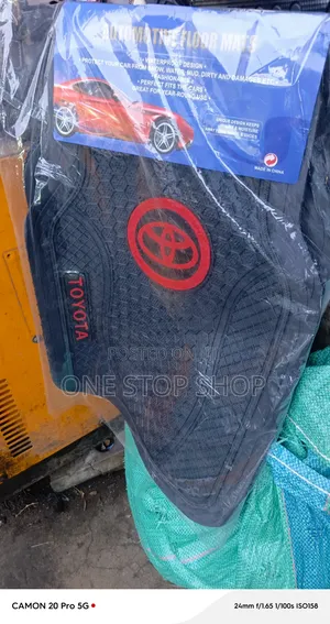 Toyota Floor Mats With Textured Ridges for Trapping Dirt Mud