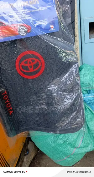 Toyota Durable, Flexible, Waterproof Rubber Mats