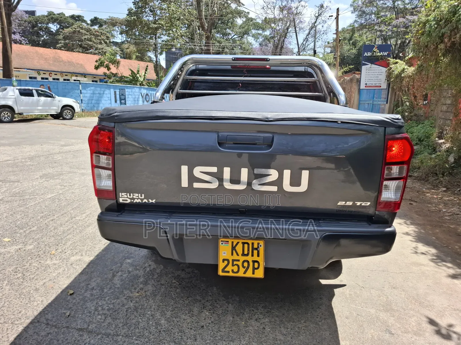 Isuzu D-MAX 2022 Gray