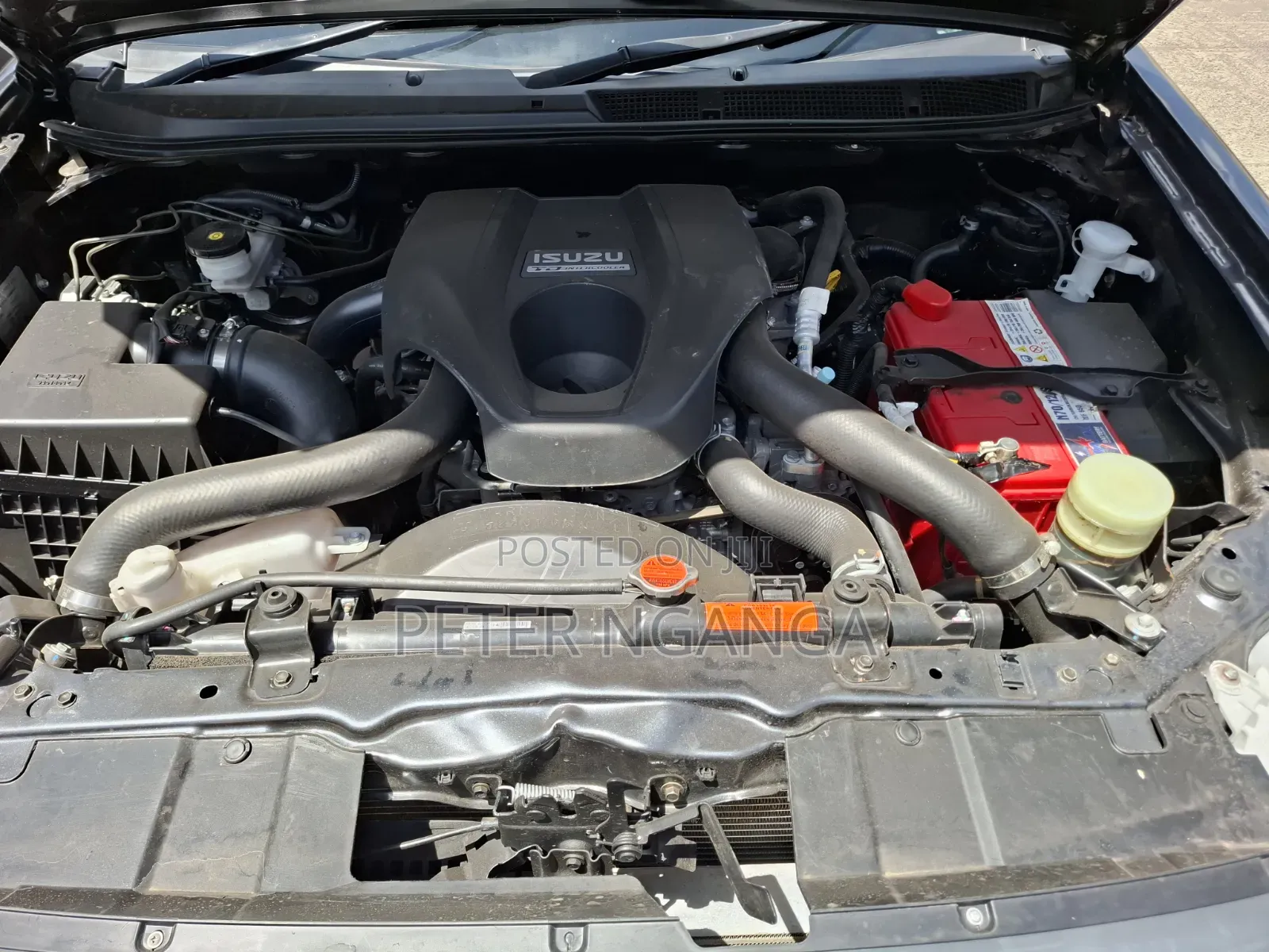 Isuzu D-MAX 2022 Gray