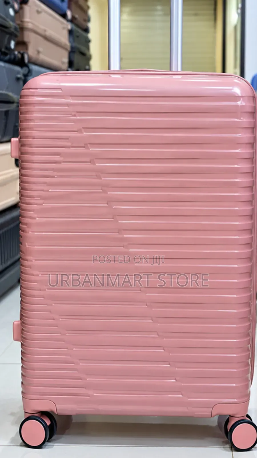 Large Rubber Suitcase 79cm With 360° Spinning Wheels