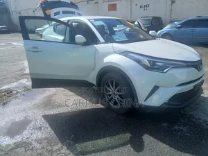 Toyota C-HR 2019 White