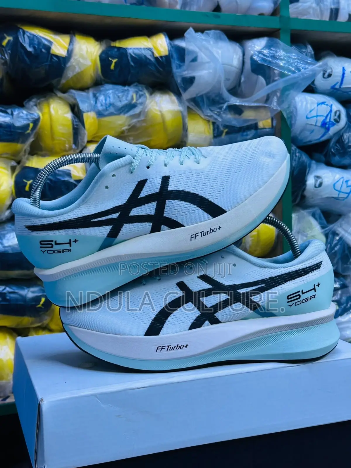 Asics Yogiri S4