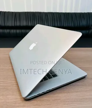 Laptop Apple MacBook Pro 2015 16GB Intel Core i7 SSD 512GB
