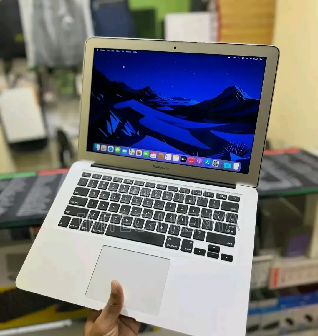 Laptop Apple MacBook Air 2017 8GB Intel Core i5 SSD 256GB
