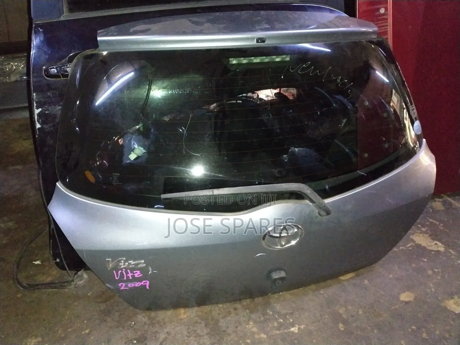Toyota Vitz 2009 Boot
