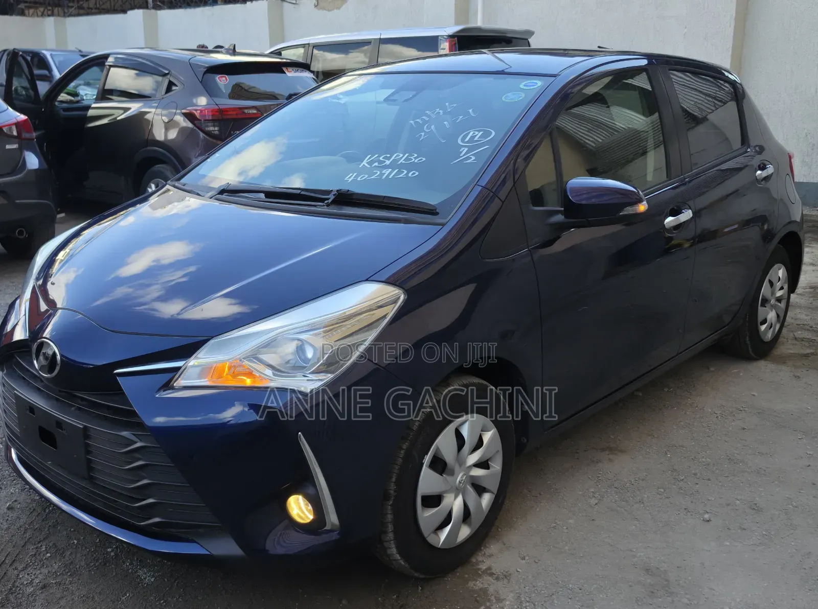 Toyota Vitz 1.3 FWD 5dr 2019 Blue