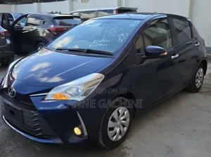 Toyota Vitz 1.3 FWD 5dr 2019 Blue