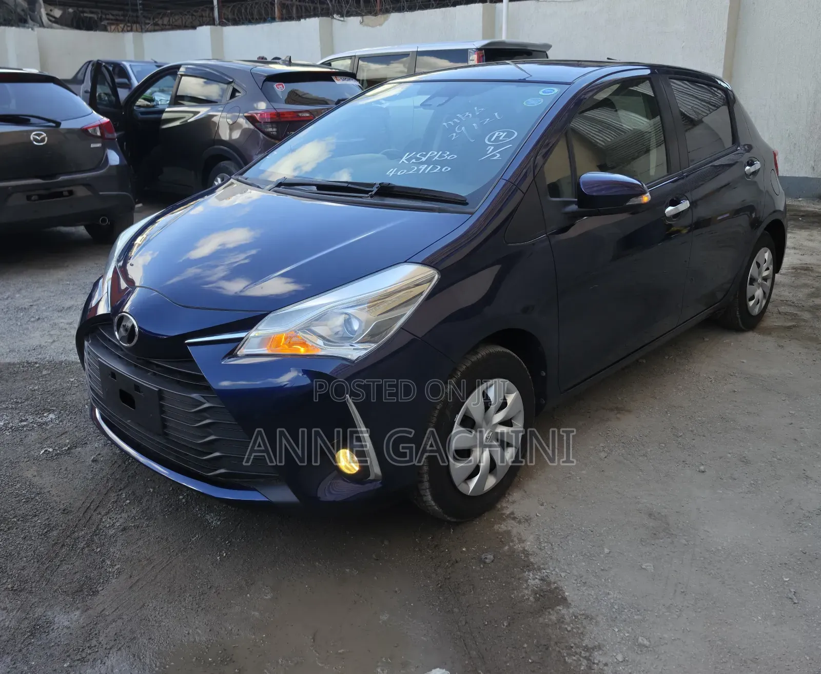 Toyota Vitz 1.3 FWD 5dr 2019 Blue
