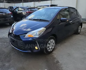 Toyota Vitz 1.3 FWD 5dr 2019 Blue