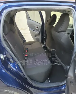 Toyota Vitz 1.3 FWD 5dr 2019 Blue