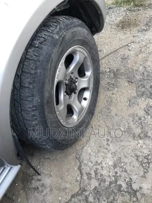 Nissan Navara 2005 Silver