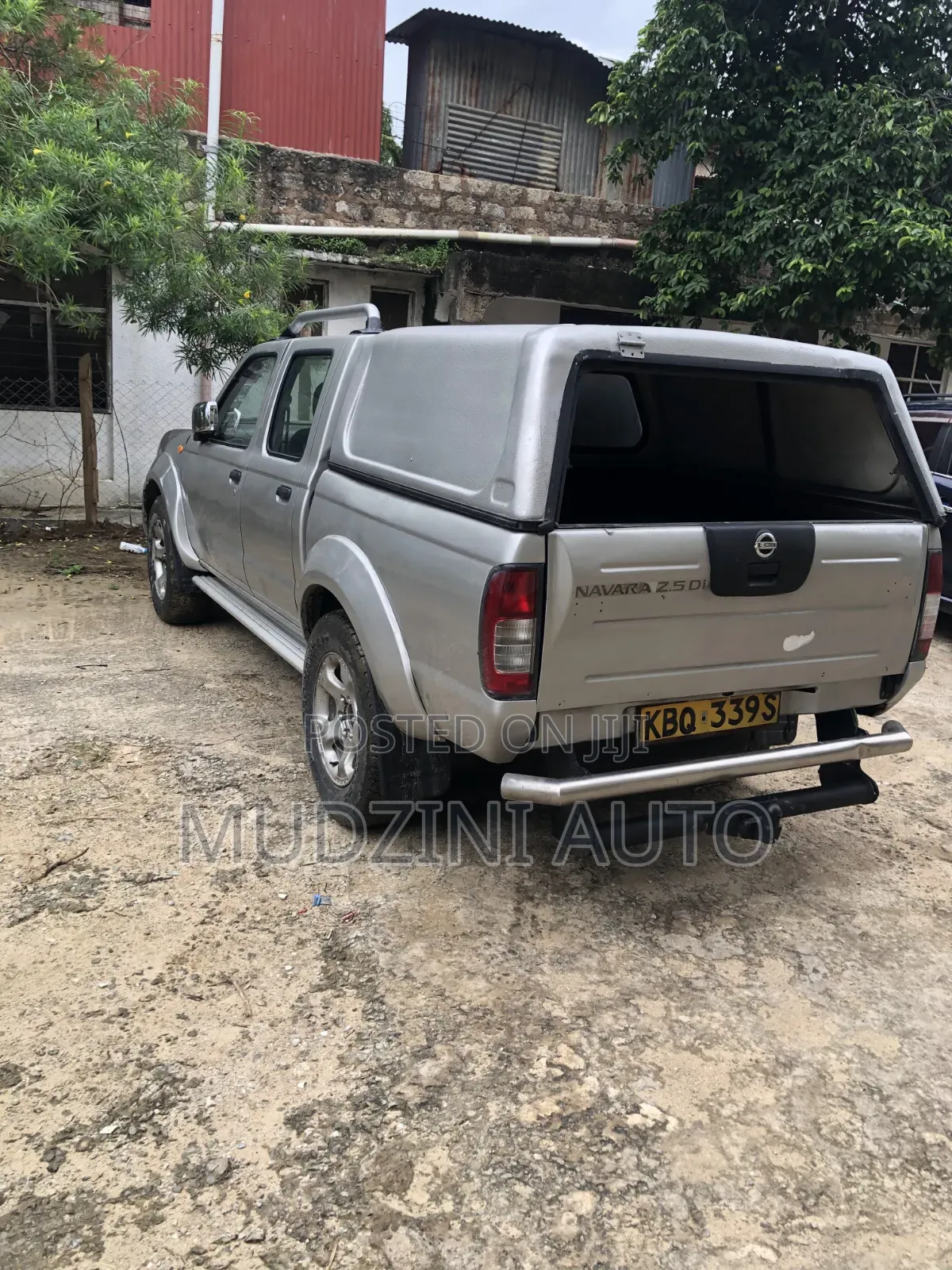 Nissan Navara 2005 Silver