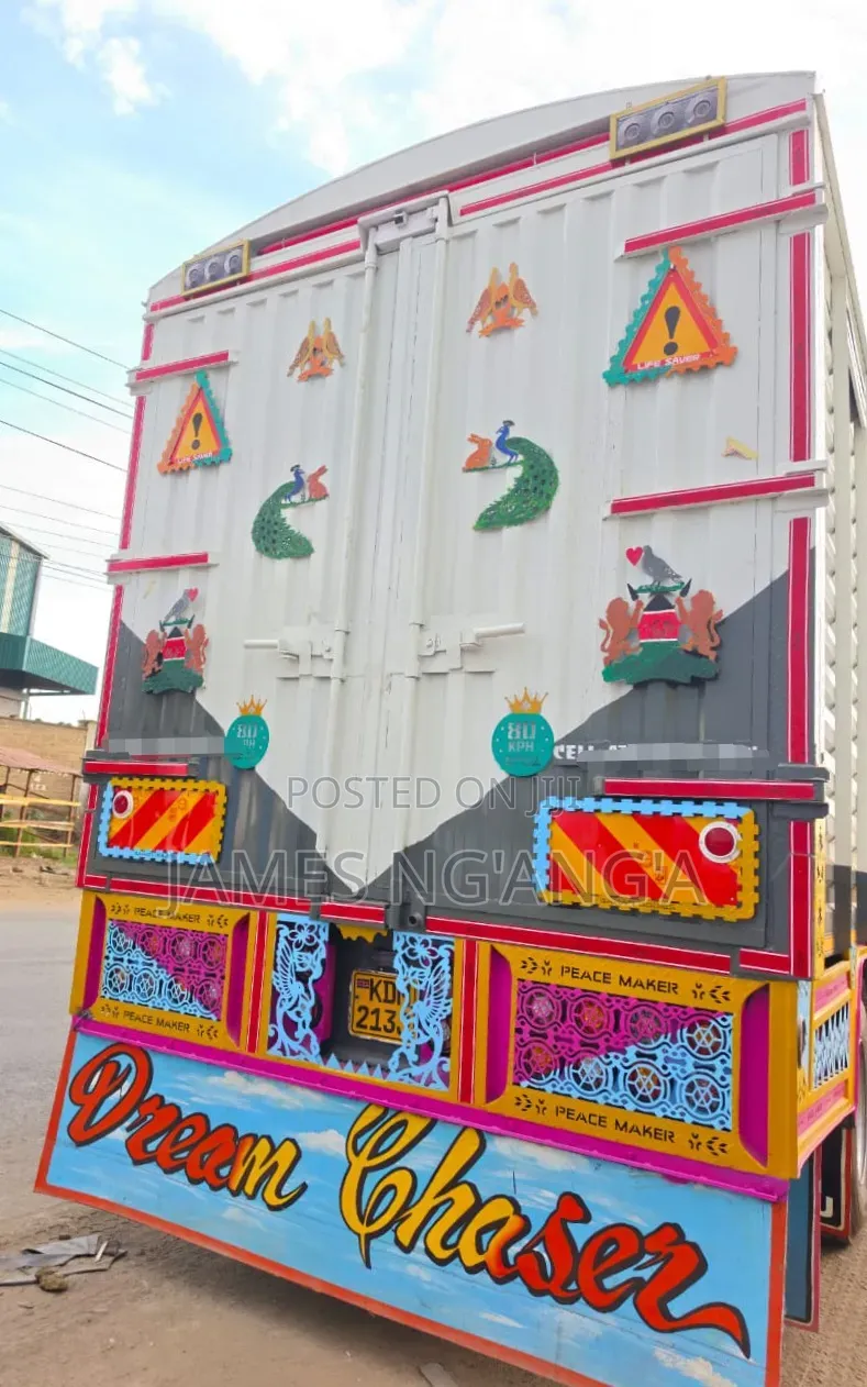 Isuzu FVZ Lorry