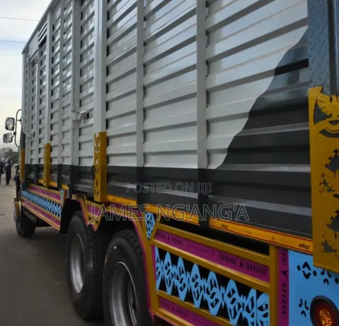 Isuzu FVZ Lorry