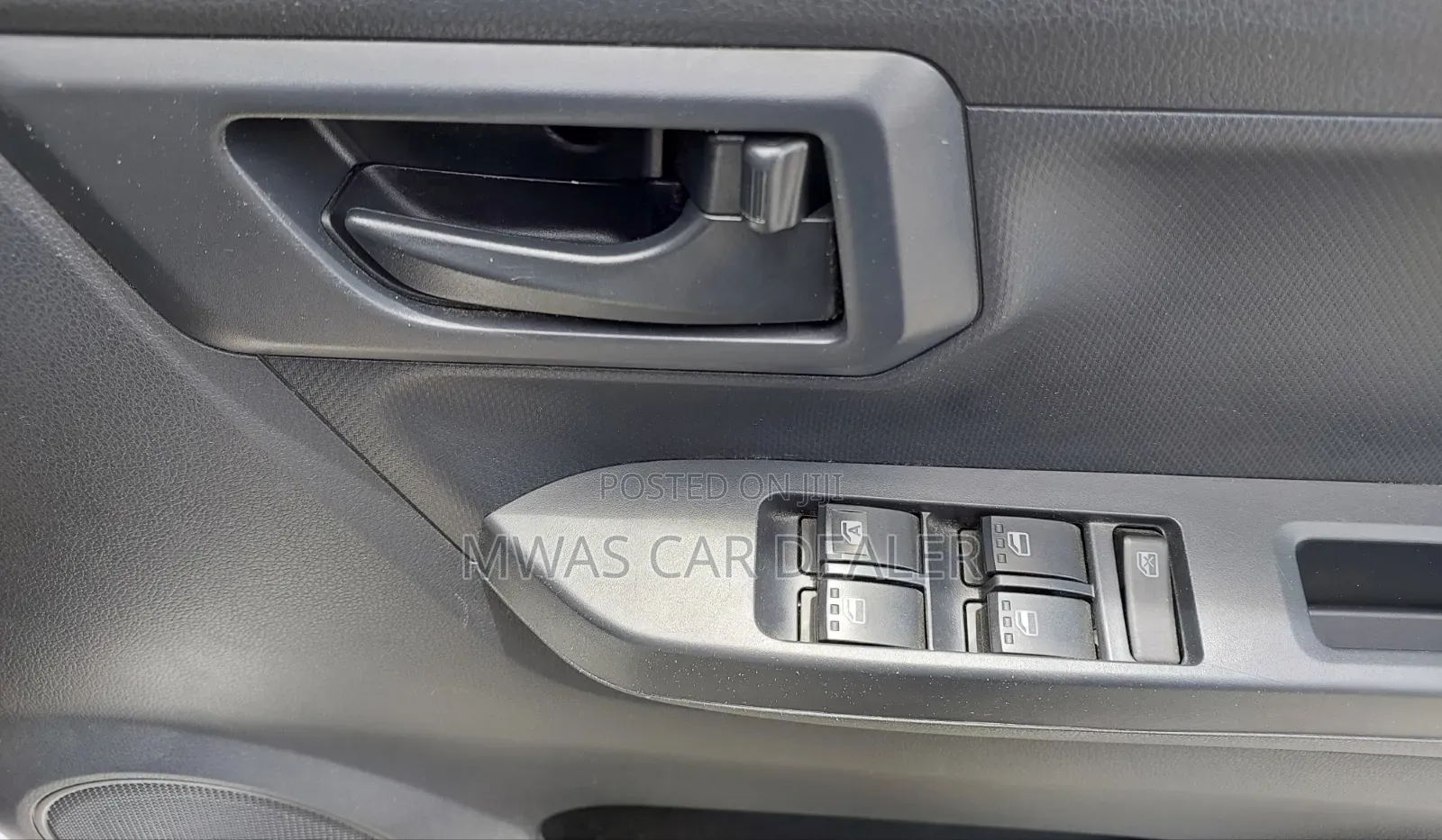 Daihatsu Mira 2019 White