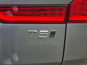 Volvo XC60 2018 Gray