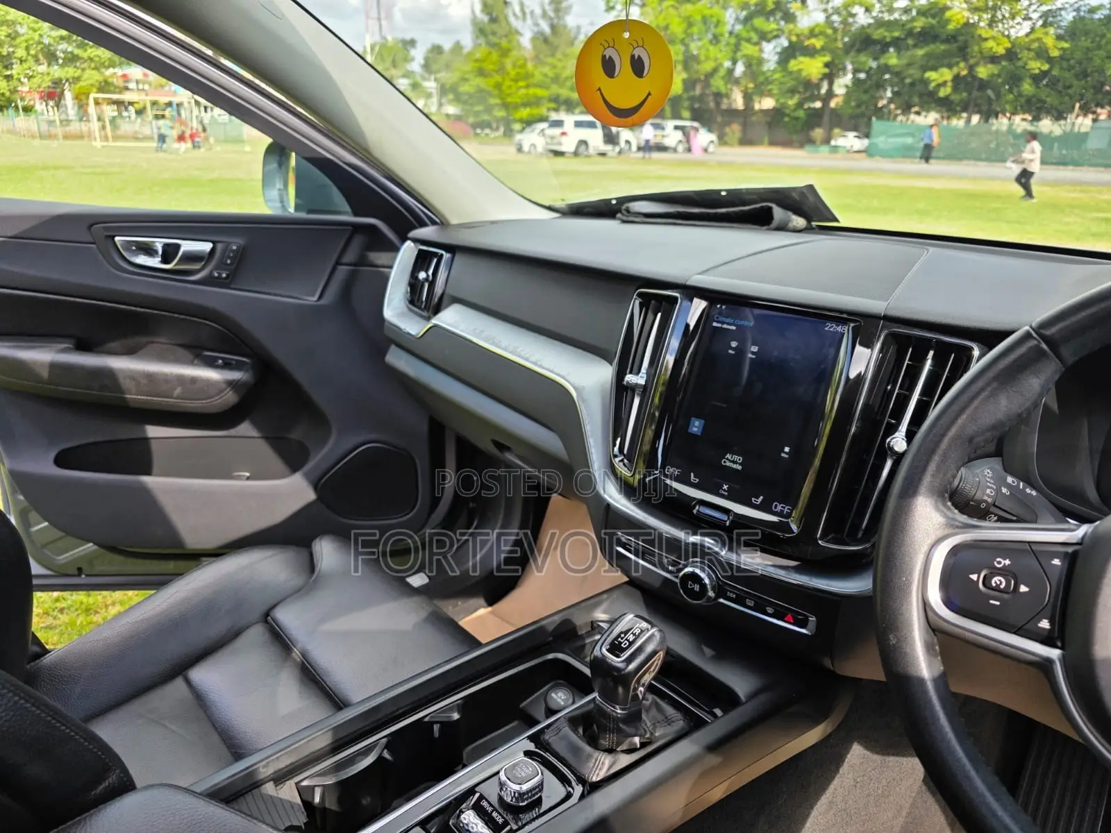 Volvo XC60 2018 Gray