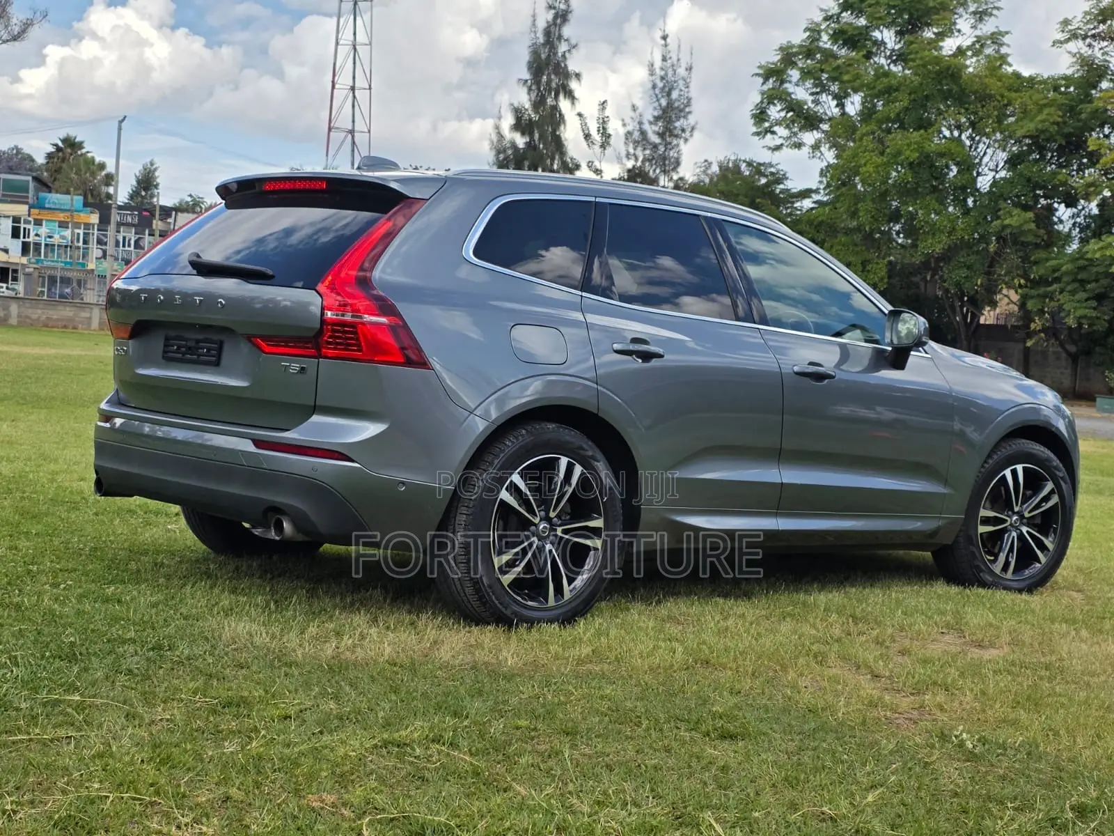 Volvo XC60 2018 Gray
