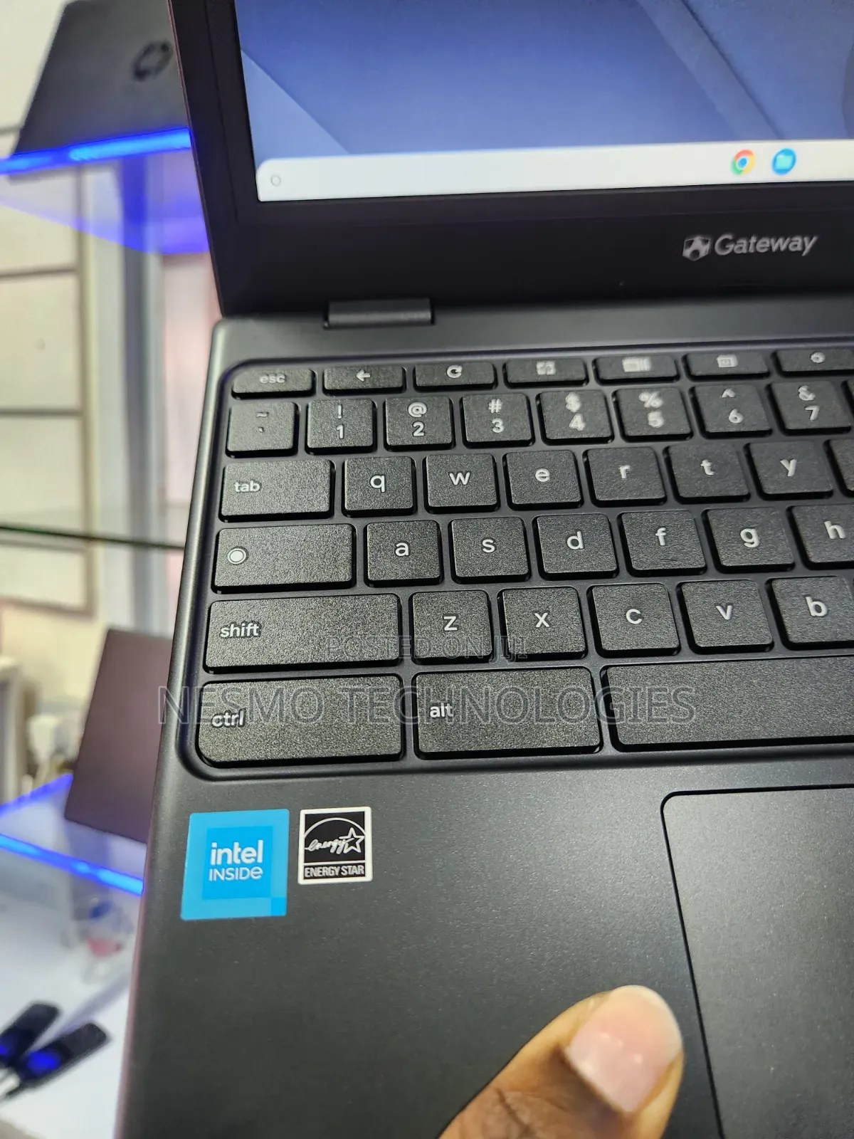 New Laptop Acer AcerNote 4GB Intel Celeron SSD 60GB
