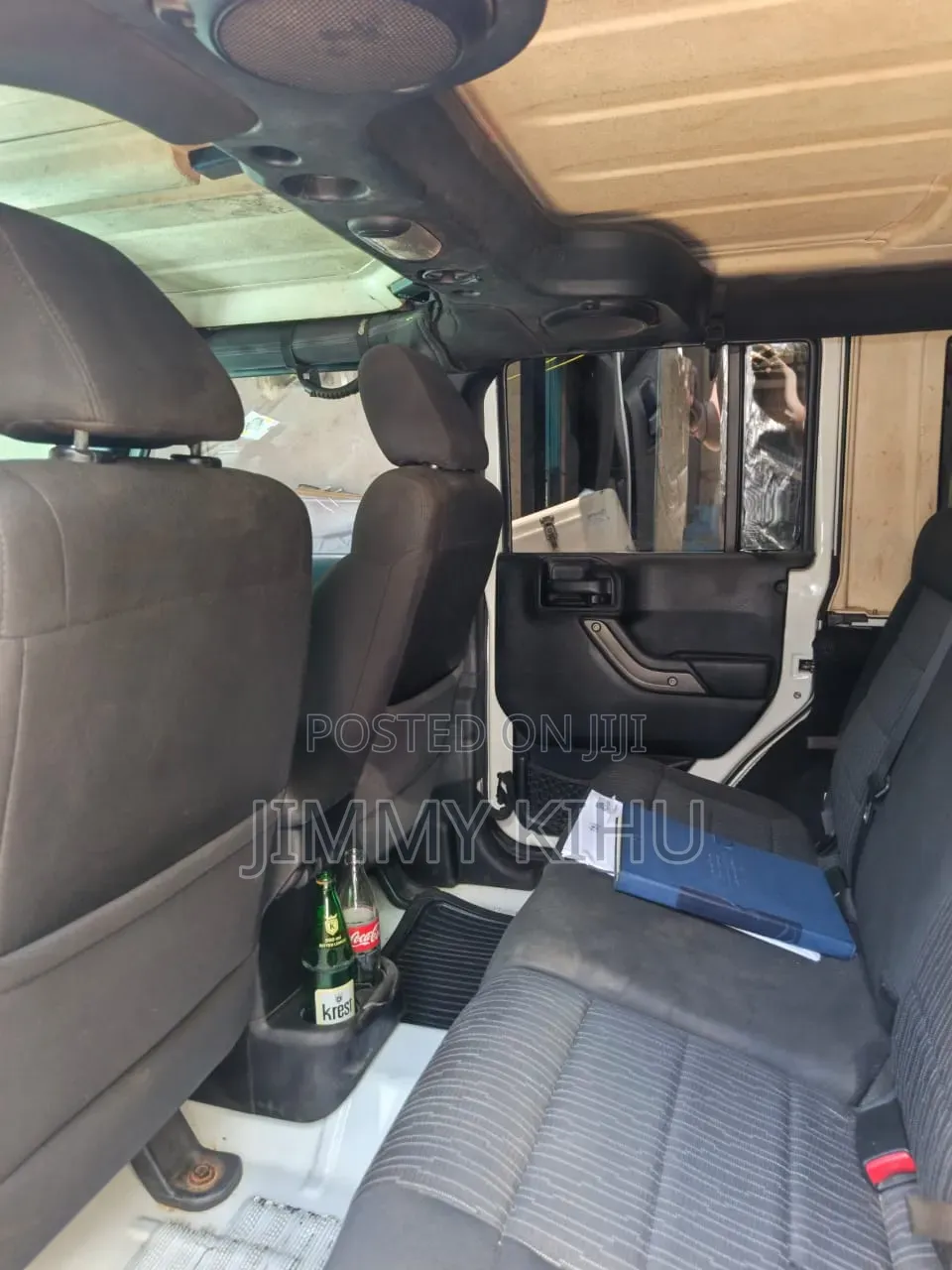 Jeep Wrangler Unlimited Sport 2012 White