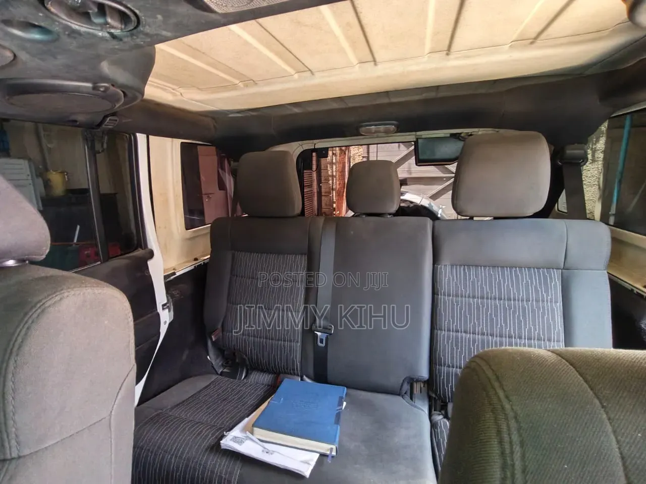 Jeep Wrangler Unlimited Sport 2012 White